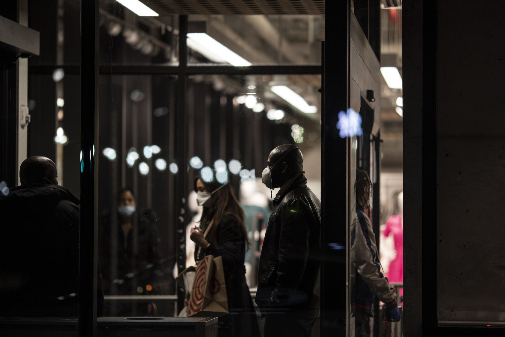 APTOPIX Virus Outbreak New York Daily Life